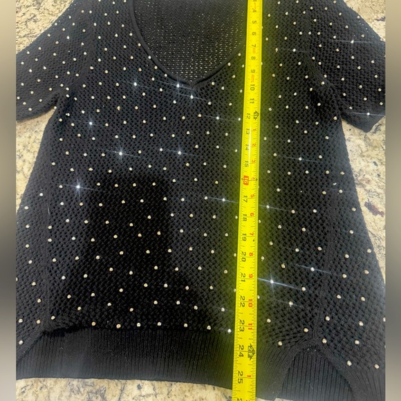 Black Short Sleeve V-Neck Silver Studded Sweater Size Large - Picture 6 of 12